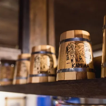 Hotel готель-ресторан каміла Polyana (Transcarpathia)