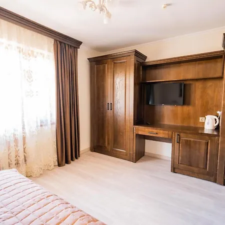 Hotel готель-ресторан каміла