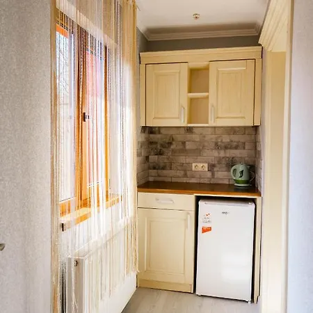 готель-ресторан каміла *