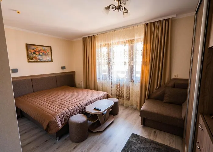 Hotel готель-ресторан каміла Polyana (Transcarpathia)