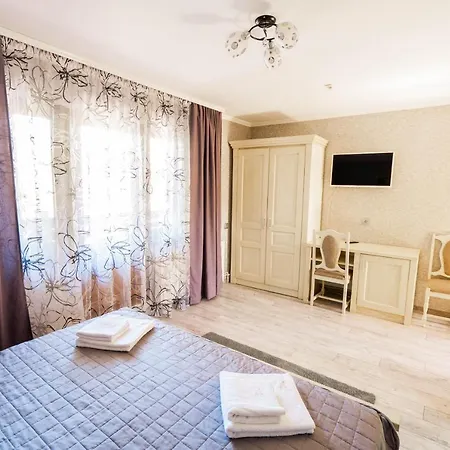 готель-ресторан каміла Otel Polyana (Transcarpathia)